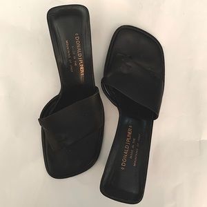 Donald Pliner Sandals